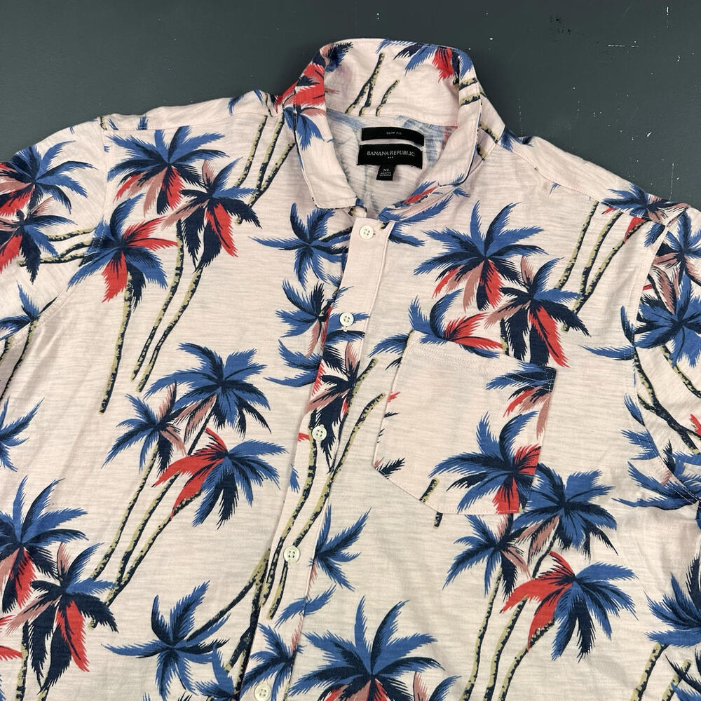 Banana Republic Hawaiian Shirt Mens XL Light Pink All Cotton Palm Tree AOP Slim - Picture 2 of 6